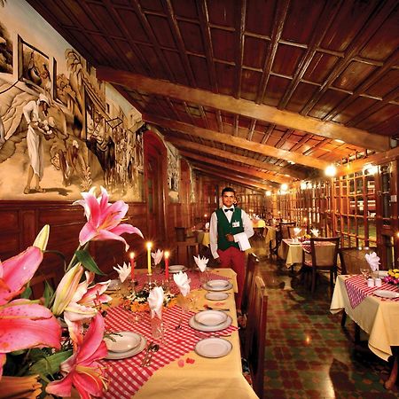 Welcomheritage Fernhills Royal Palace 우티 외부 사진
