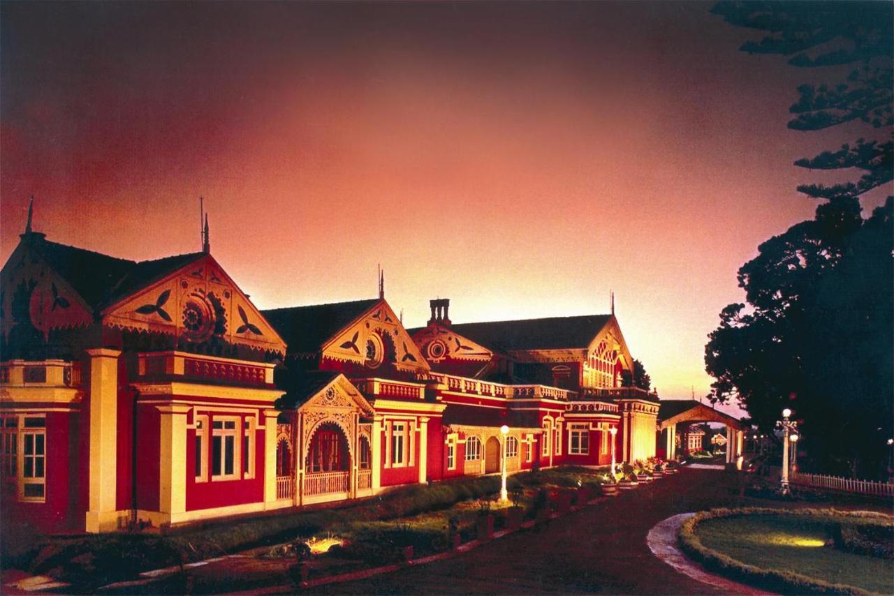 Welcomheritage Fernhills Royal Palace 우티 외부 사진