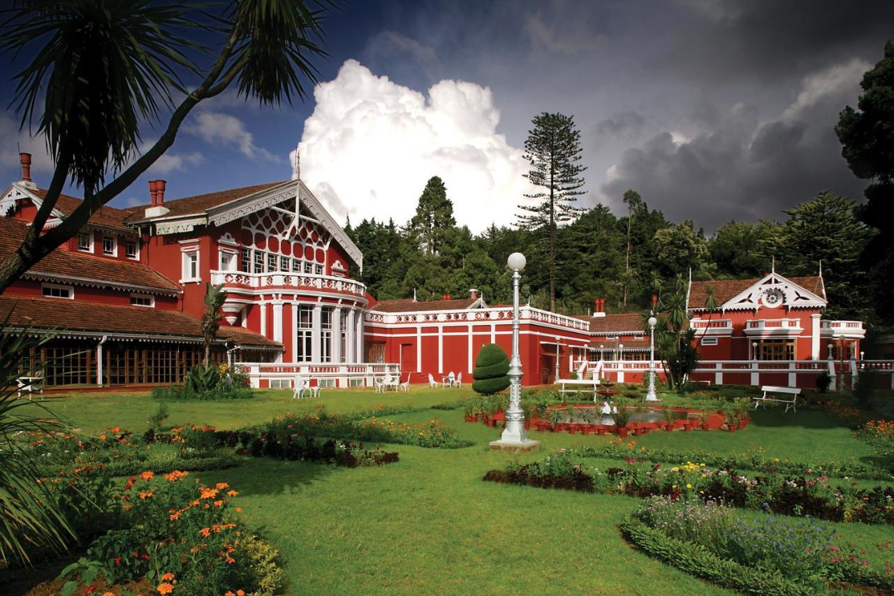 Welcomheritage Fernhills Royal Palace 우티 외부 사진