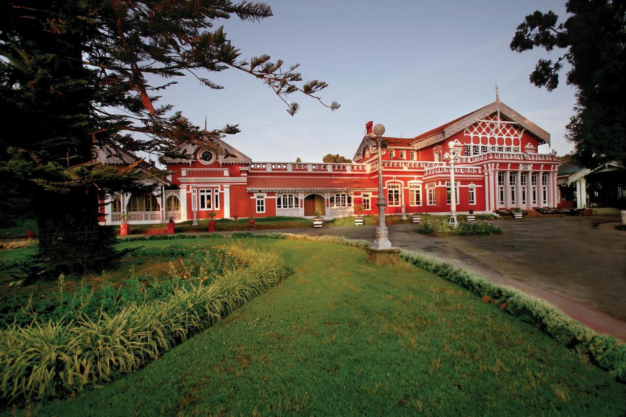 Welcomheritage Fernhills Royal Palace 우티 외부 사진