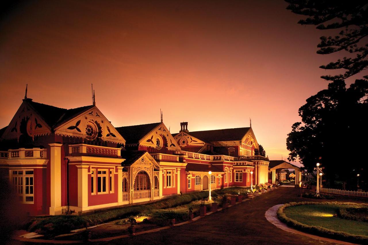 Welcomheritage Fernhills Royal Palace 우티 외부 사진